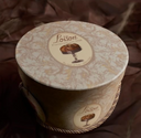 Panettone Classico 500g Frutta Loison Cappelliera (Hatbox) + Free Shopper