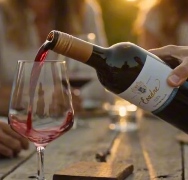Evadne - Non Alcoholic Still Tempranillo Red Wine | Spanish Tempranillo Grape 6X75cl 0.00%